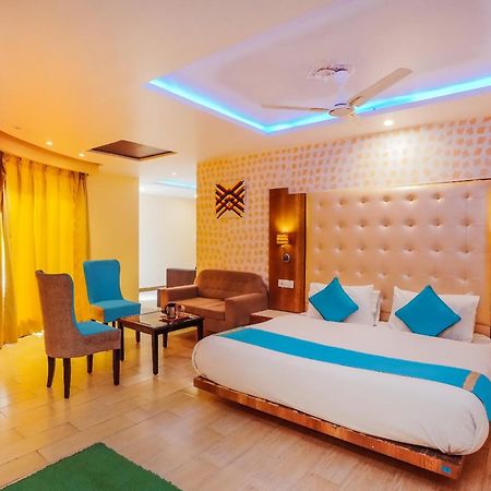 Nature Valley View Resort Mashobra !! Luxury Choice !! Gaming Zone !! Open Terrace !! Big Parking Shimla Esterno foto